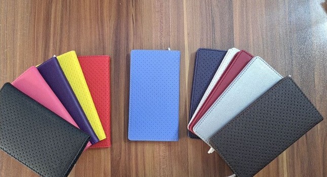 تقویم 1405 پالتویی  رنگی/چرم/شبگون